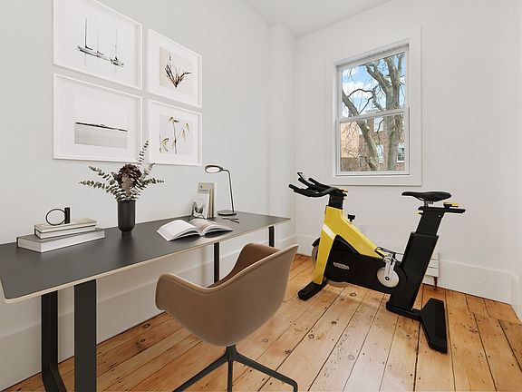 4th image of 31 Pleasant St #1