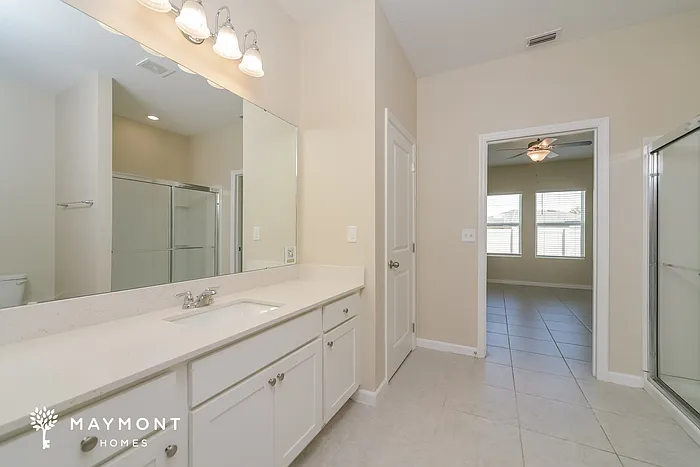 347 Kenilworth Dr — Photo 9