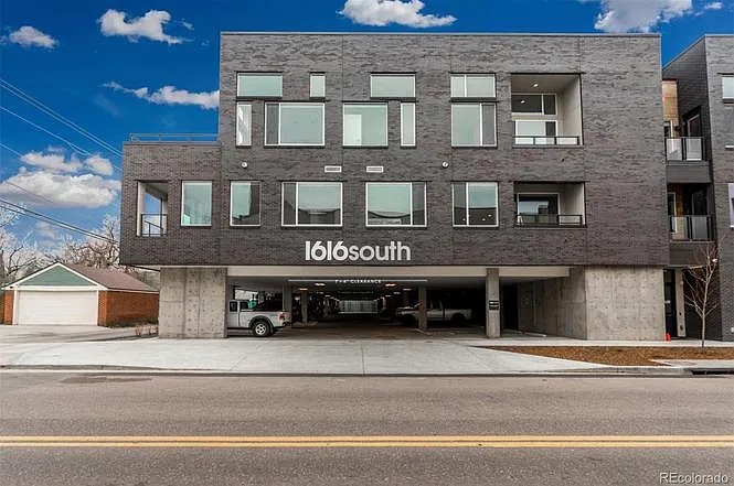 1616 S Broadway St #312 — Photo 31