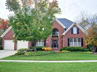 1380 Notre Dame Dr, Lemont, IL 60439