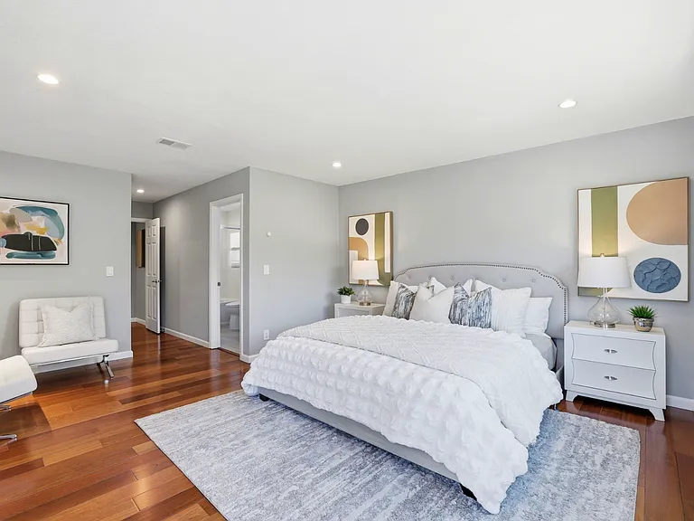 3490 Flora Vista Ave — Photo 15