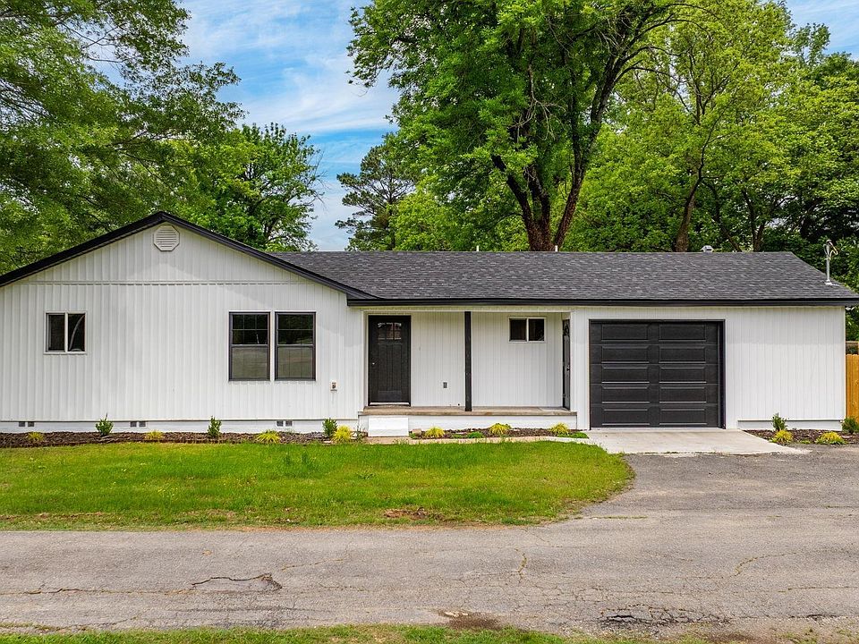1st image of 10309 Nash Ln