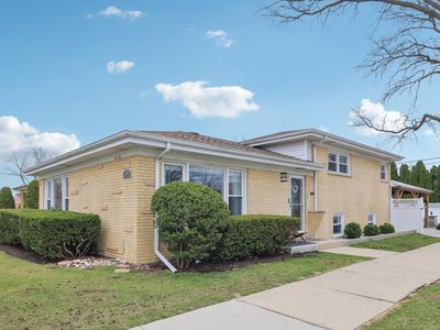 7901 E Prairie Rd, Skokie, IL, 60076