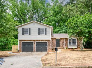 4400 Chartley Ln, Stone Mountain, GA 30083