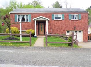 63 Holly Dr, Charleroi, PA 15022