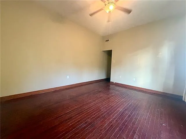 3 bed, 1.0 bath, 1150 sqft, $1,600 — Photo 4