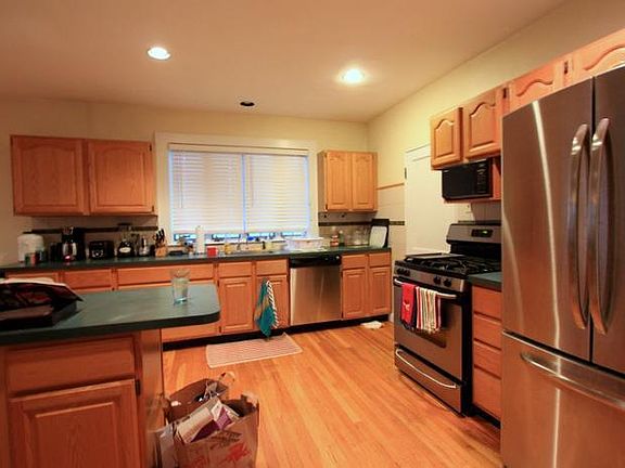 3rd image of 23 Buena Vista Park