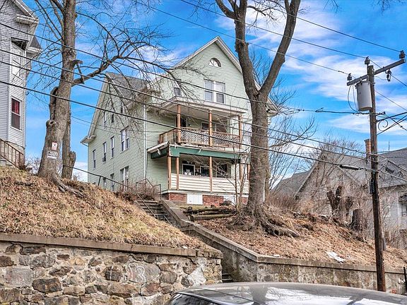2nd image of 32 Wyman St #2