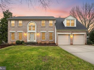 4 Leatherbark Ct, Germantown, MD 20874