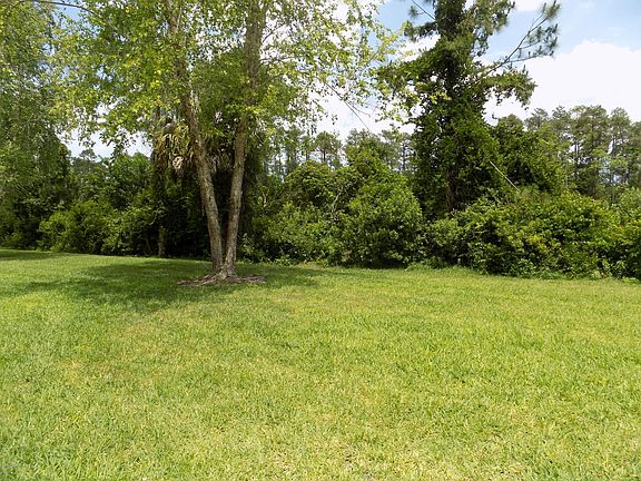 2nd image of 611 Mount Olympus Blvd