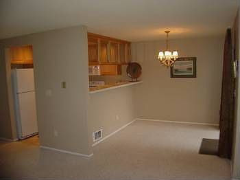 5th image of 16010 NE 40th Ct Unit D