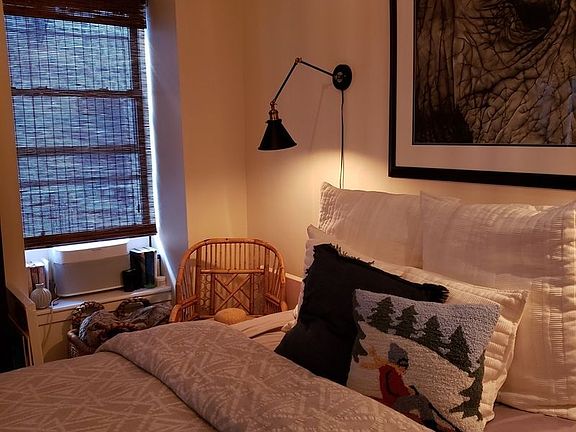 5th image of 246 Pacific St #42