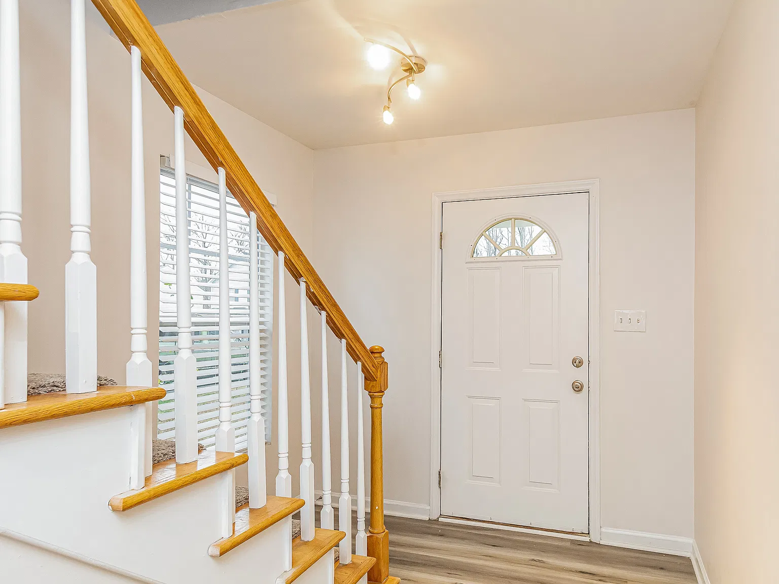 2855 Filbert Street — Photo 4
