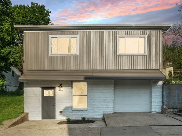 141 Center Ave, Burgettstown, PA 15021