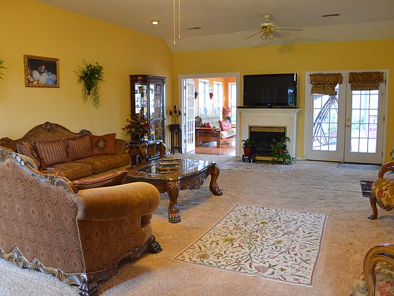 2nd image of 1501 Yellow Twig Ln