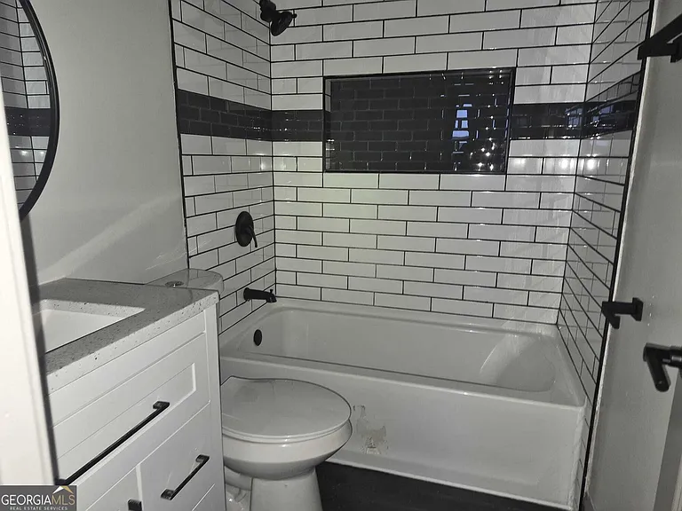 1020 Hampton Hill Ct — Photo 24