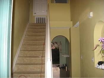 5th image of 257 Curtis Ave