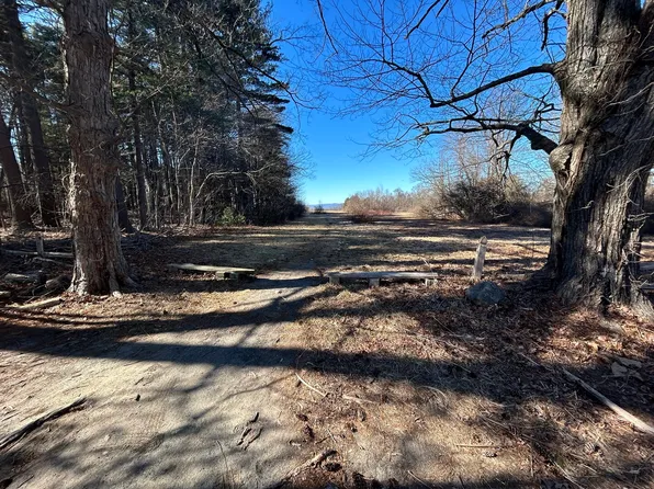 660 E Pleasant St, Amherst, MA 01002