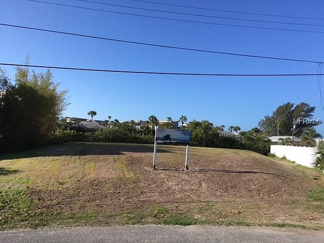 2nd image of 400 Flamingo Dr