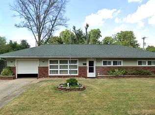 1075 Cornell Dr, Alliance, OH 44601