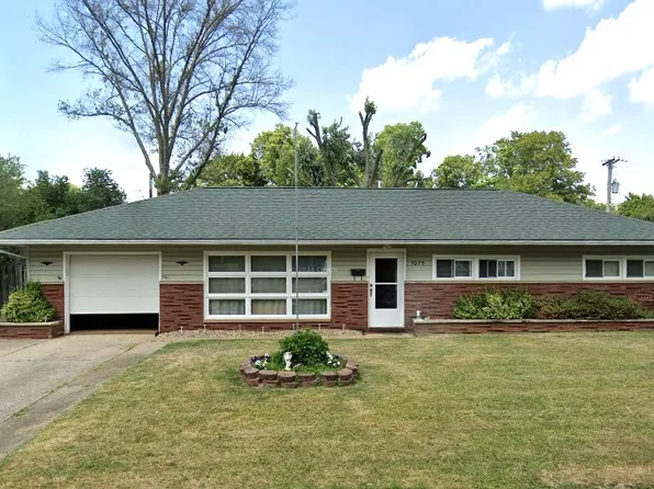 1075 Cornell Dr, Alliance, OH 44601