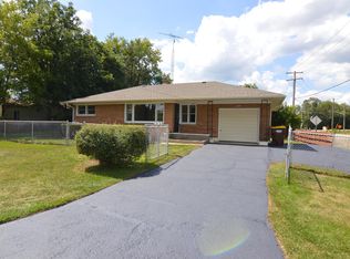 2501 S Scheid Ln, McHenry, IL 60051