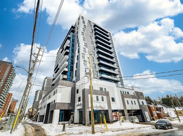 128 King St N, Waterloo, ON