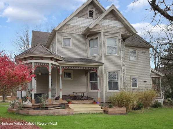 8 Chapel Street, Jeffersonville, NY 12748