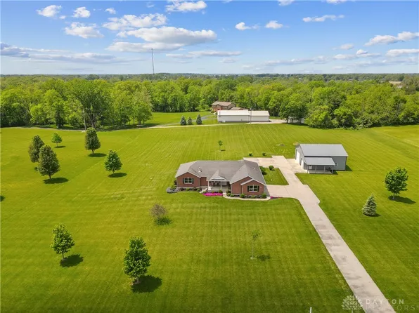 5424 N Buckneck Rd, Bradford, OH 45308