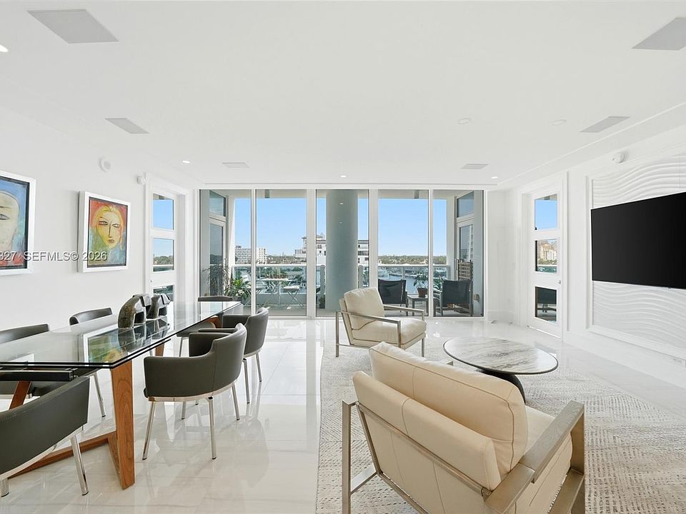 1st image of 715 Bayshore Dr APT 705