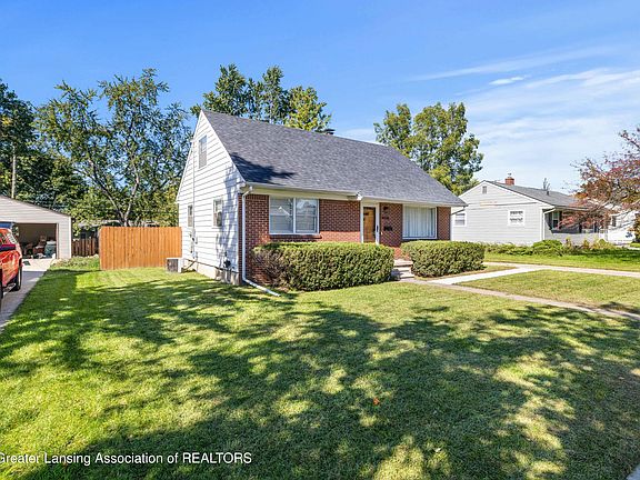 2nd image of 4608 Alpha St