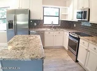1012 N 6th Ave, Jacksonville Beach, FL 32250