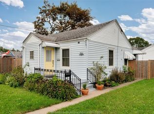 721 Lens Ave, Windsor, ON N8W 1L1