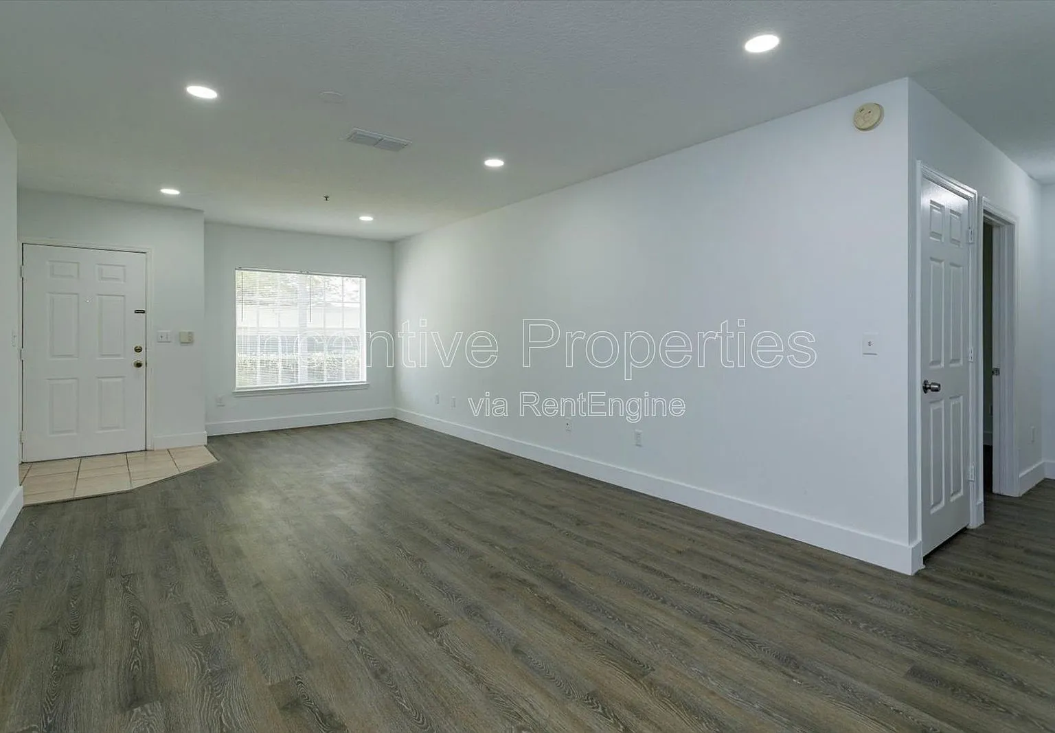 1 bed, 1.0 bath, 729 sqft, $1,350 — Photo 3