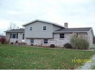 24800 County Road 10, Coshocton, OH 43812