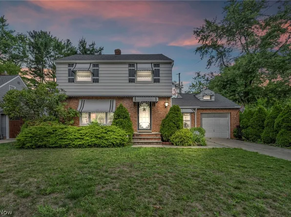 5015 Oakland Dr, Lyndhurst, OH 44124