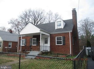 866 N Abingdon St, Arlington, VA 22203