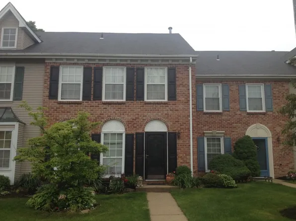 51 Chelsea Ct #44, Franklin Park, NJ 08823