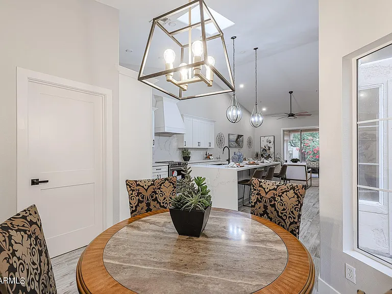 8941 E Maple Dr — Photo 39