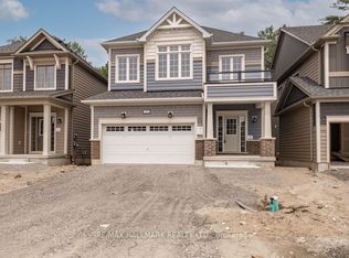 395 Beechwood Forest Ln, Gravenhurst, ON P1P 0H8