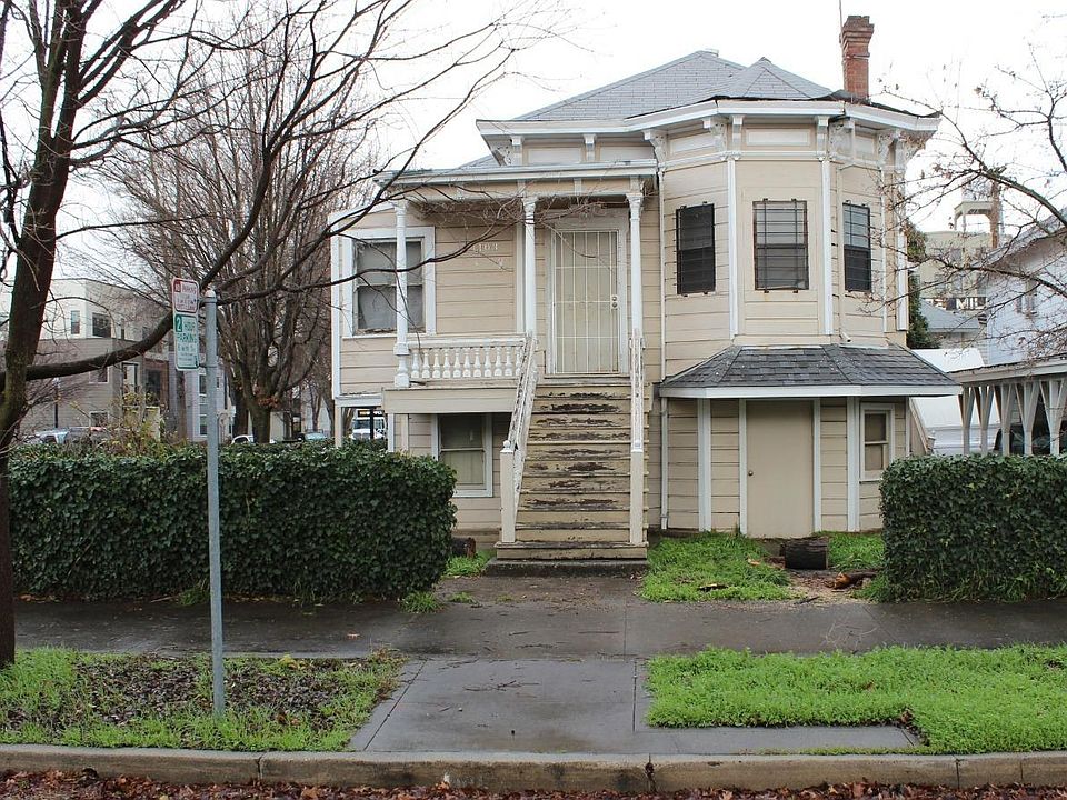 2nd image of 1103 D St