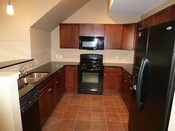 4th image of 105 W Danaher St Unit 411-41