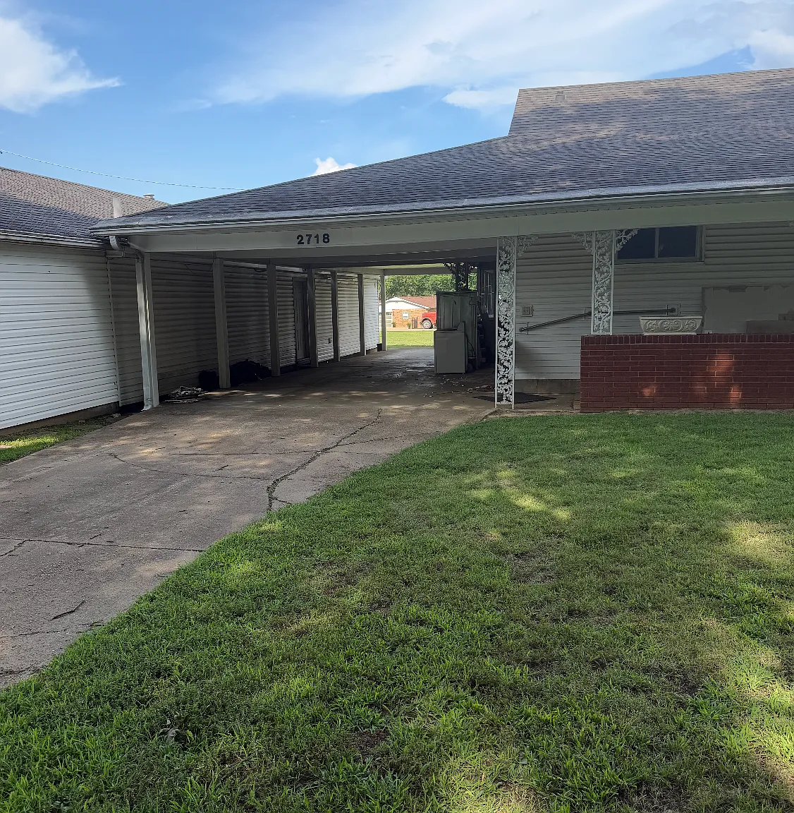 4 bed, 2100 sqft, $1,700 — Photo 2