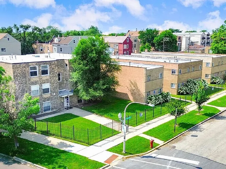 1840-1854 S Fairfield Ave #1W — Photo 1