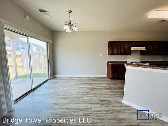 5th image of 26119 Hebron Ln