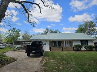 1702 Brazoria Rd, Lake Jackson, TX 77566