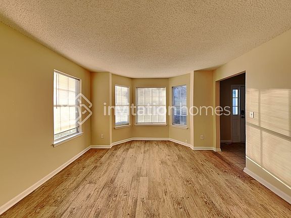4th image of 4130 Soaring Dr