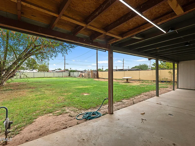 1620 W Roeser Rd — Photo 36