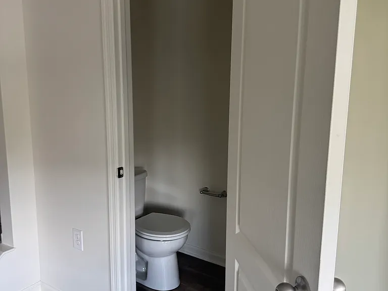 81 Private Ct — Photo 4