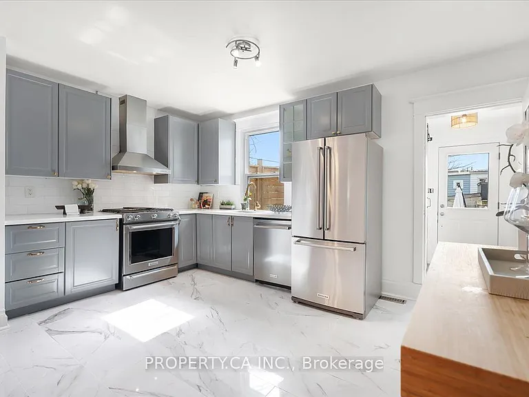44 Beachview Cres — Photo 14